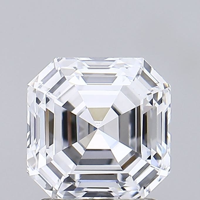 Square emerald 1.74ct E VVS2 EX EX